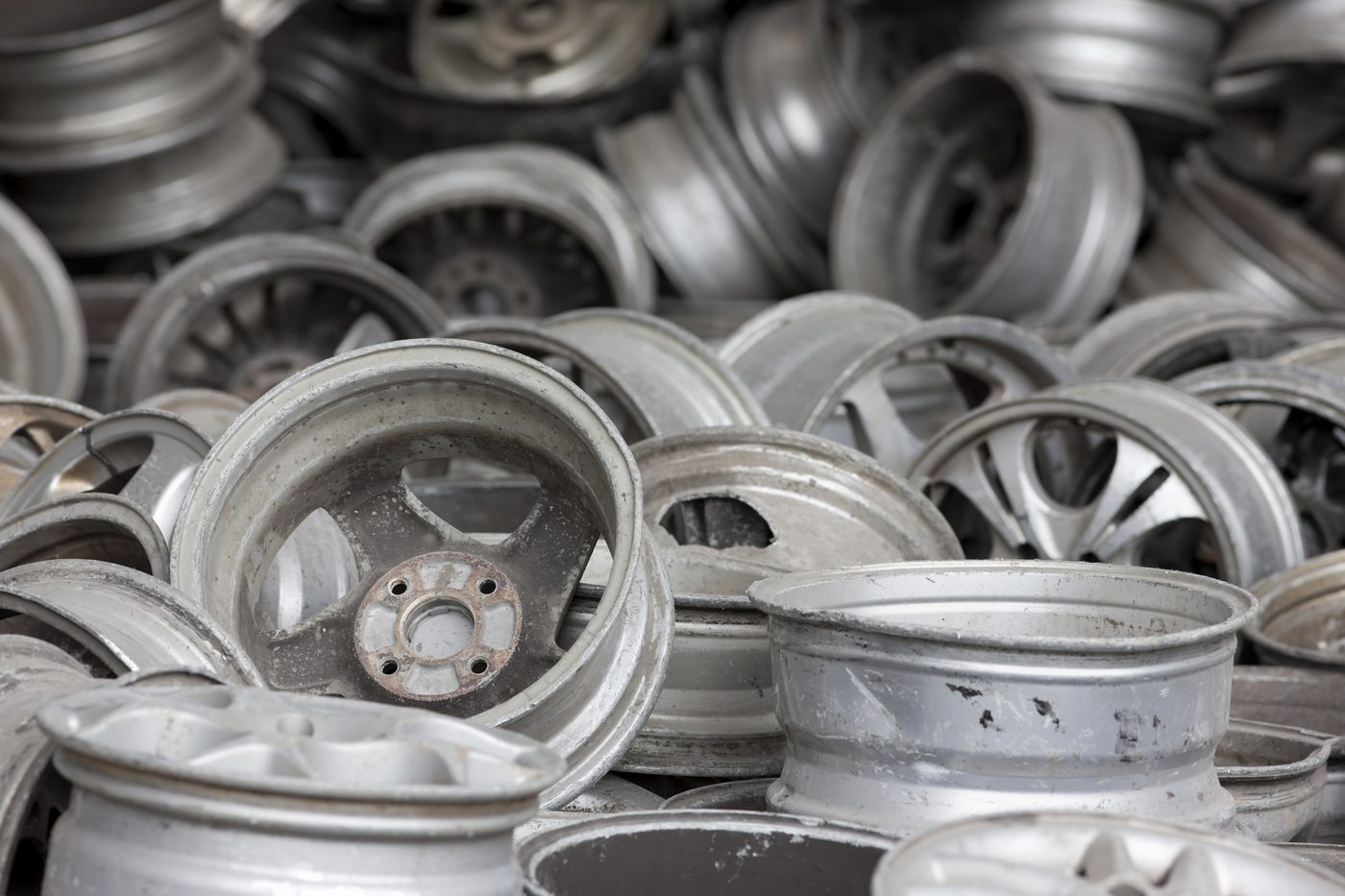 aluminium wheels (mags) — 4
