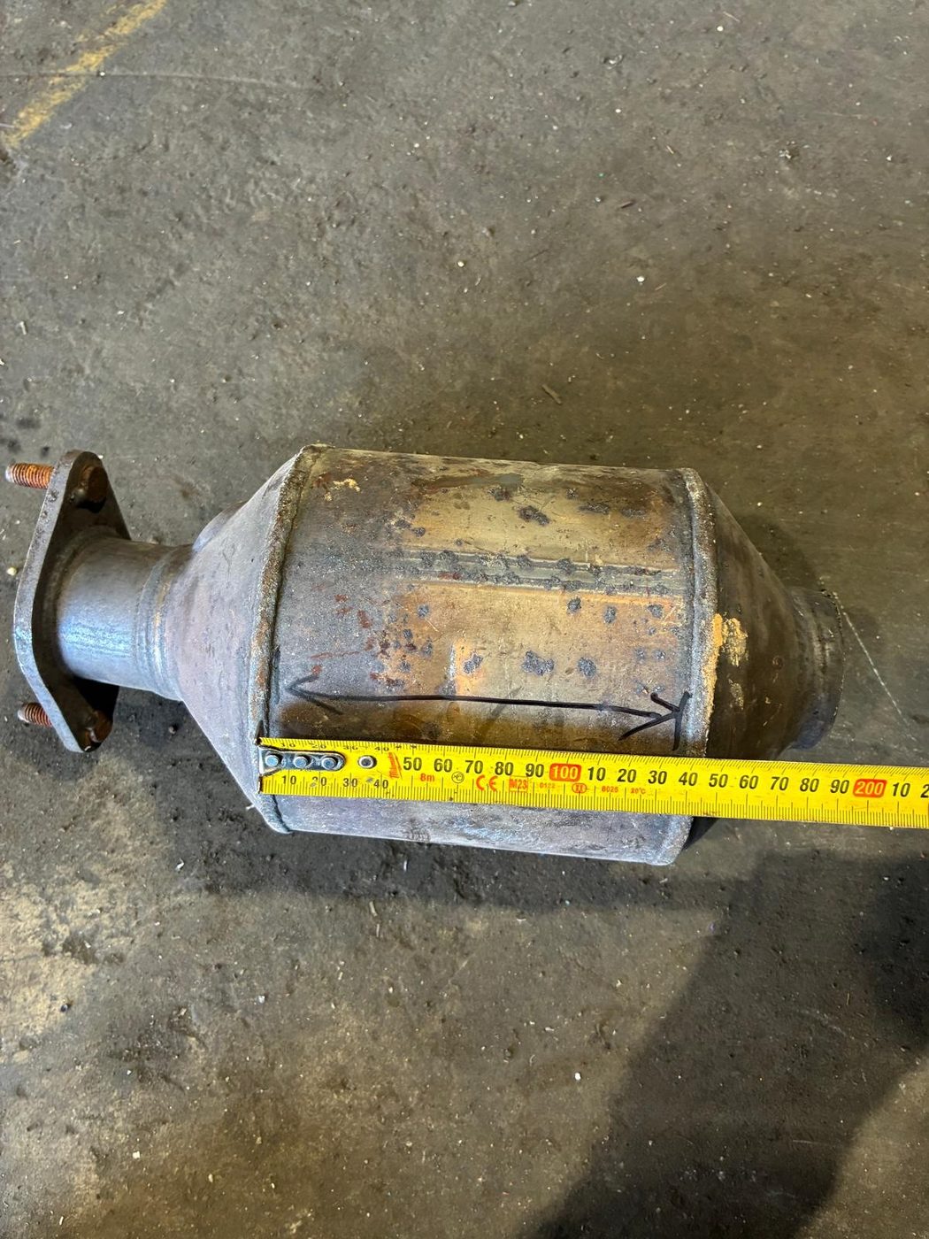 cat half — half-size catalytic converter — 3