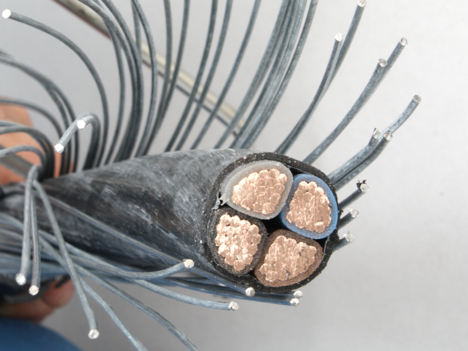 steel armoured cable — 3