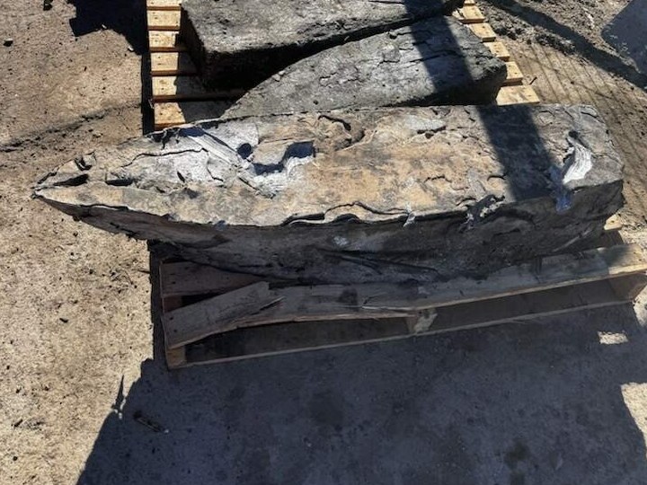 irony lead — lead boat keel