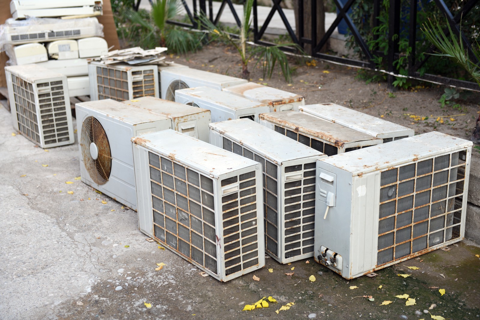 air-conditioning units — 1