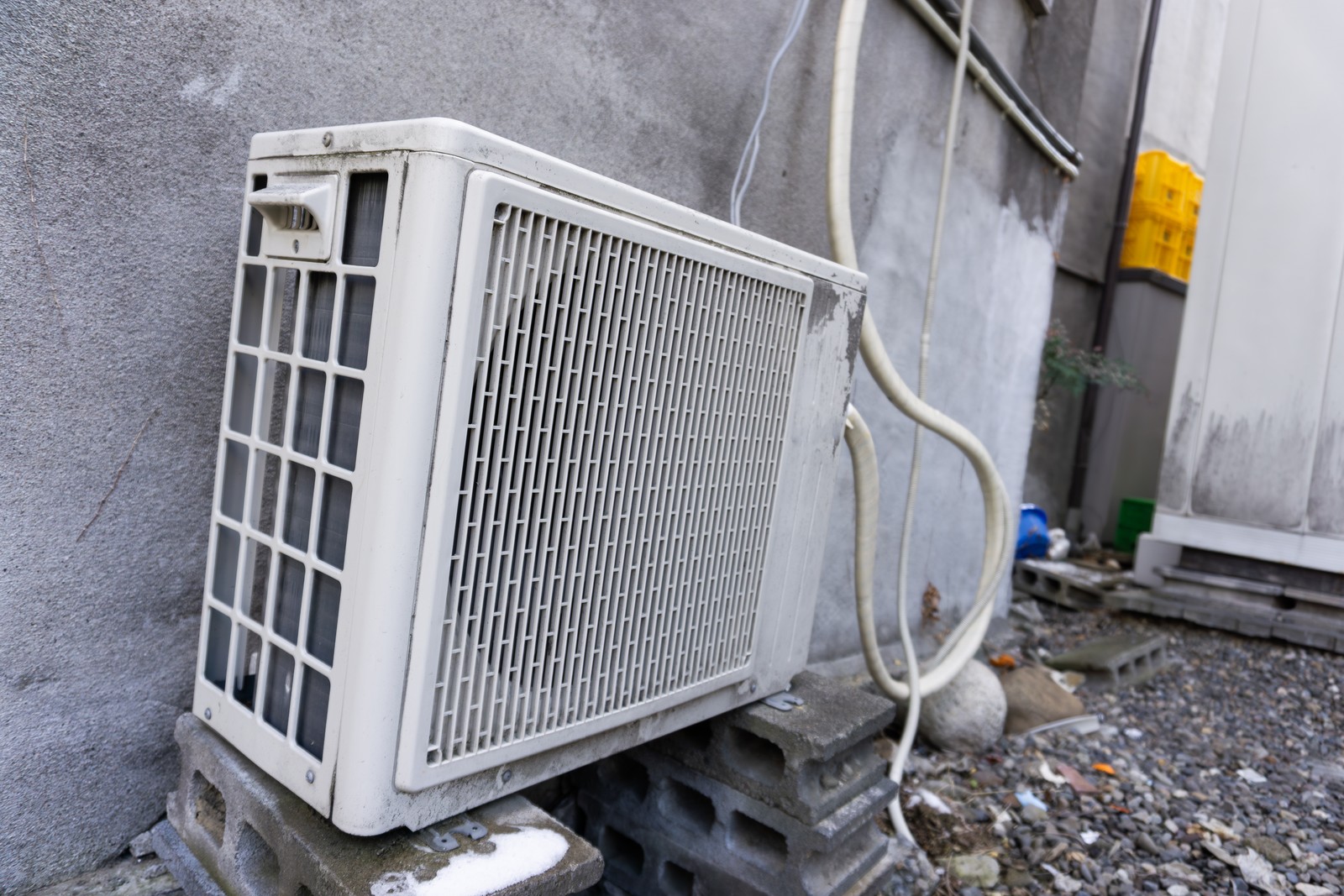 air-conditioning units — 2