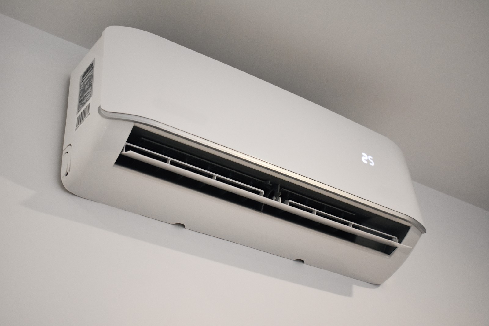 air-conditioning units — 4